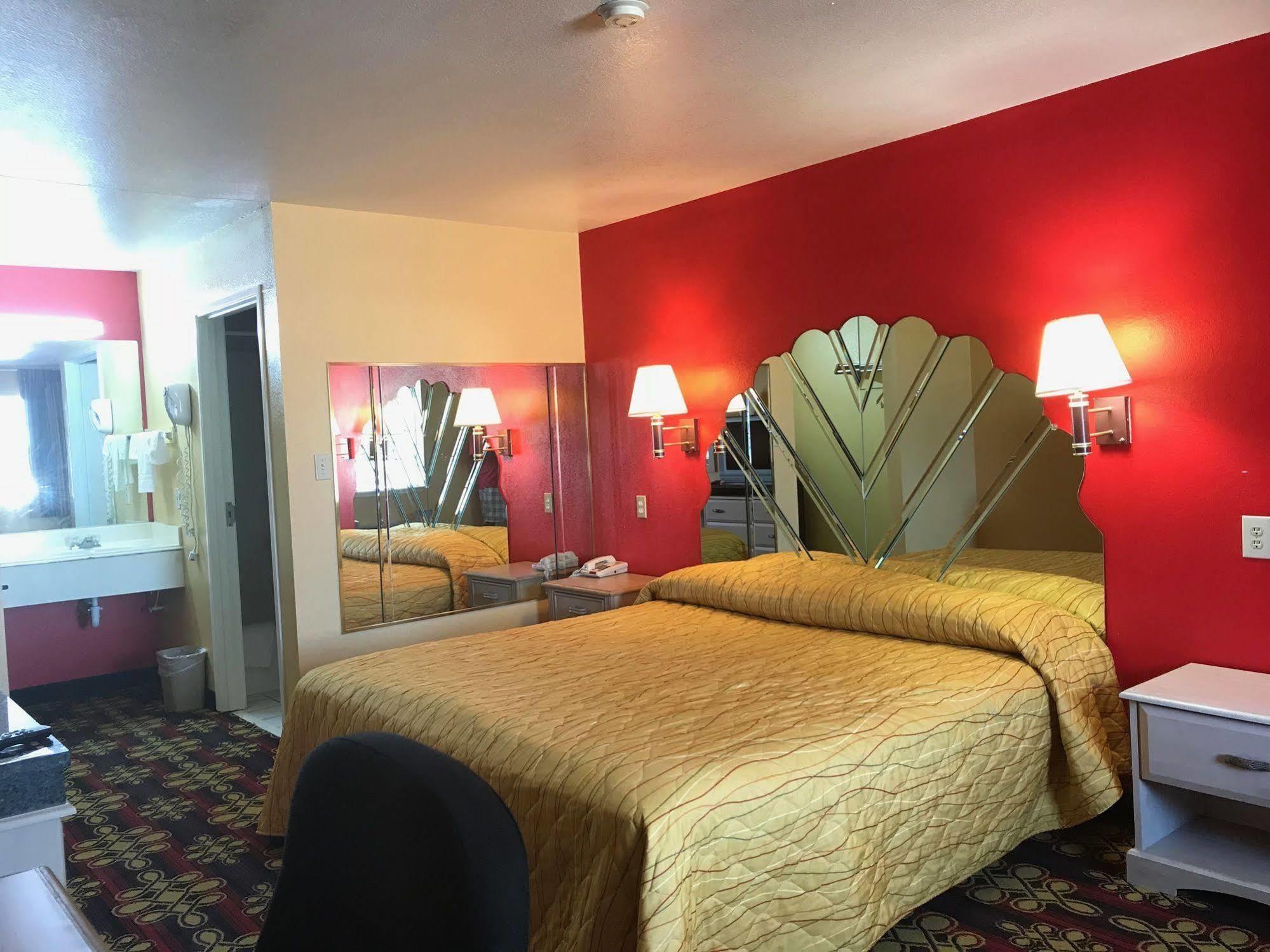 Heights Inn 하커하이츠 외부 사진